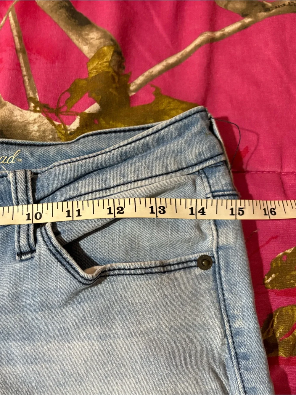 Universal Thread Light Wash Women's Jeans with Red Floral Embroidery